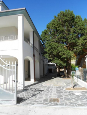 CASE I GINEPRI A/B E ATTICO